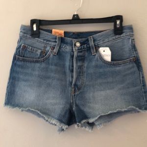 Levi jean shorts